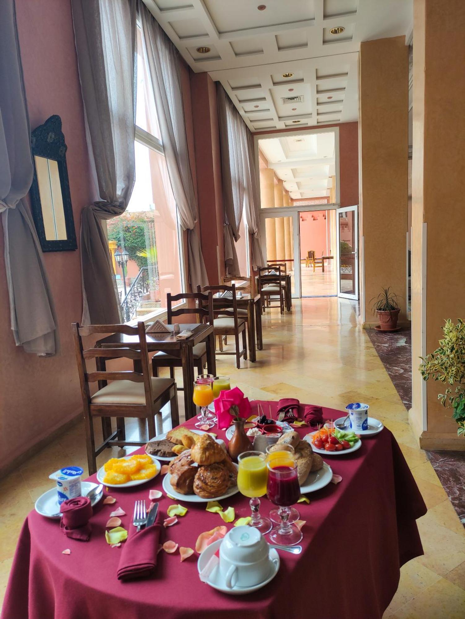 Hotel Idou 提兹尼特 外观 照片